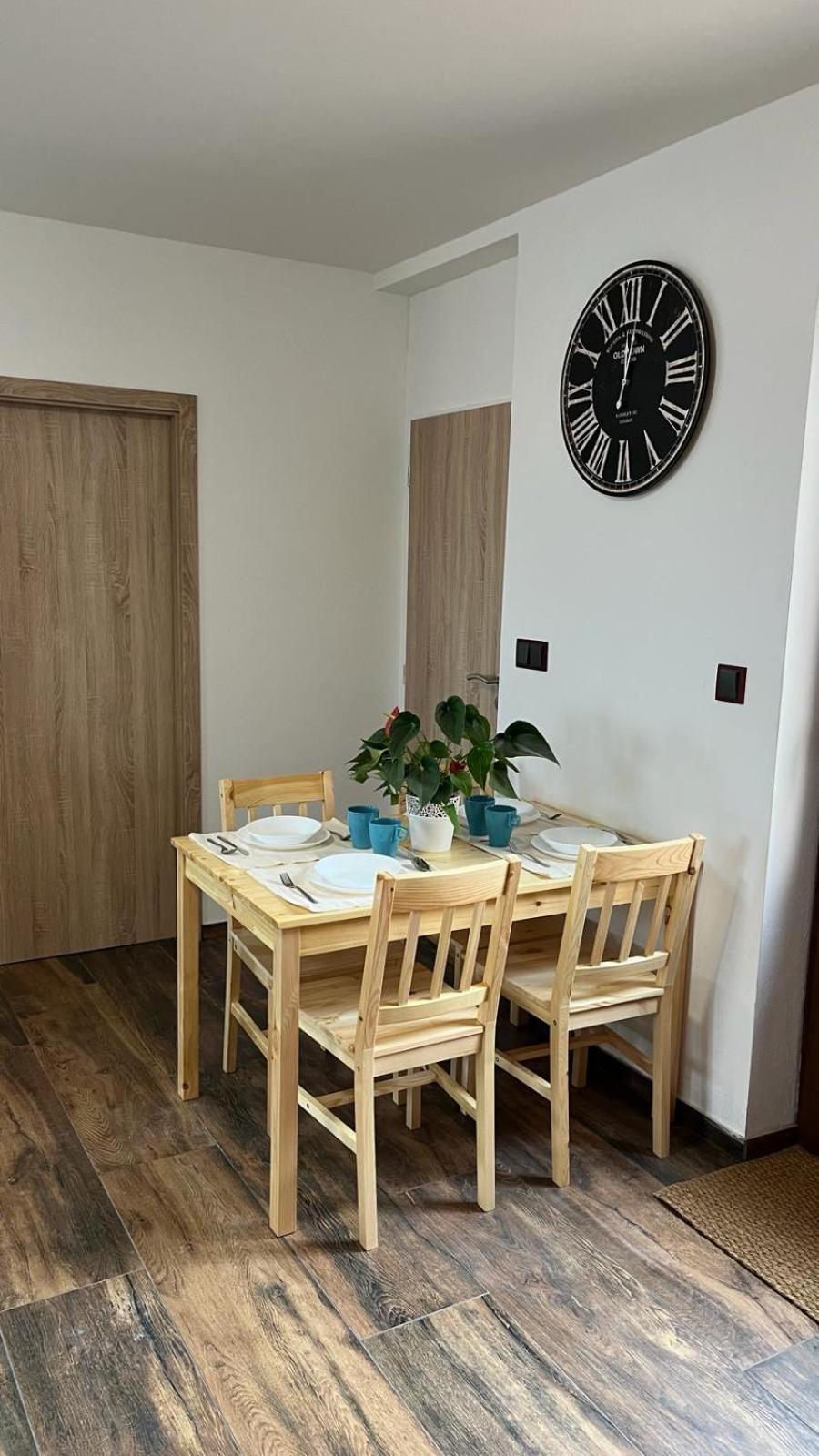 Apartman Kuga Mikulov Εξωτερικό φωτογραφία